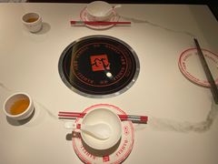 餐具摆设-八合里牛肉火锅(上海世茂广场店)