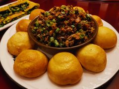 -老码头黑皮肘子锅包肉熏酱水饺(文政街店)