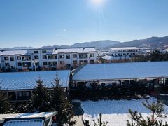 -大连步云山老汤度假山庄