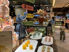 -广州万富希尔顿酒店·感趣自助餐厅·金秋蟹宴生蚝海鲜刺身烧烤