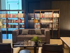 -杭州西湖湖滨银泰亚朵酒店