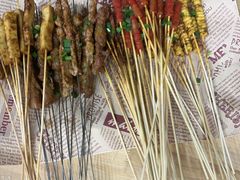 -老街烧烤大排档·地道湖北菜·龙虾馆(汉口火车站店)
