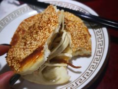 -红栌温泉山庄生态美食餐厅