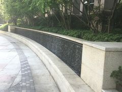 门面-浅深(世茂滨江精品店)