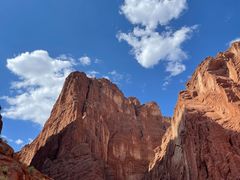 -天山神秘大峡谷