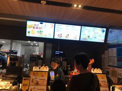 -麦当劳(乳山路店)