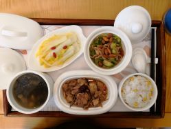 -莉泽月子中心(鹅潭汇店)