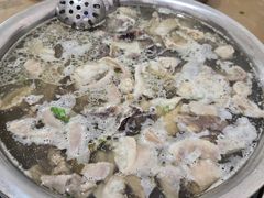 -黑竹沟新场牛肉火锅