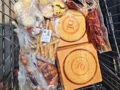 -胖东来生活广场(健康路店)