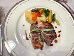 -塞纳河法国餐厅(意式风情街店)