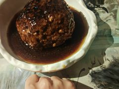 巨型狮子头-洪齐林老镇