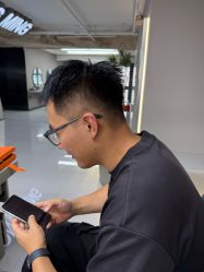 -宫铭烫发染发接发店