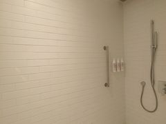 -郑州建业艾美酒店