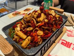 -肥肥虾庄·金牌油焖大虾(杨园滨江时代walk店)