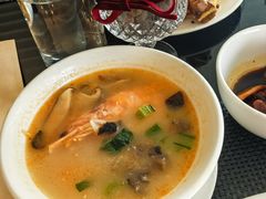 -圣丰索菲特·2 On 988 Café 自助餐厅