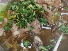 -谢老五跷脚牛肉·非遗传承店