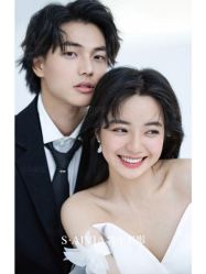 -雪中彩影婚纱摄影·微光艺术中心