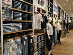 -优衣库(太原龙湖万达广场店)