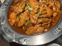 -胖哥俩肉蟹煲(湖滨银泰in77店)