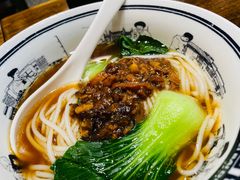 -黑白电视长沙小吃(悦汇城店)