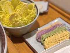 -毛辣果·贵州红酸汤牛肉火锅(西单店)