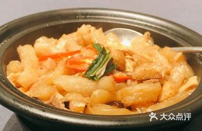 Braised Pig's Trotter and Tofu Skin Stew