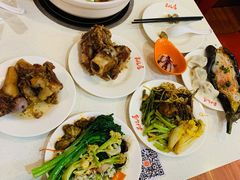 -泉福居酱骨头自助广场(南大街商业步行街店)