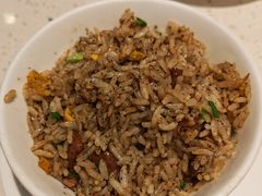 黑松露菌菇牛肉炒饭-海底捞火锅(长宁路龙之梦店)