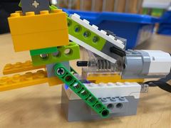 -斯坦星球AI编程·机器人科创·科学实验·信奥·思维·STEM·积木拼搭·竞赛考级(浦东联洋广场大拇指龙阳御桥中心)