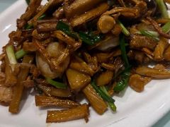 -添福来墨鱼饺子 · 海鲜东北菜(泡崖店)