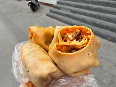 -小董哥烤串·爆汁大油边(故宫店)