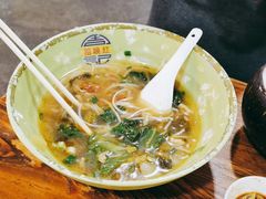 -周记蟹仔粉(侨港风情街店)