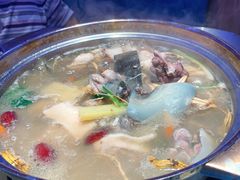 -千岛蚝高压锅生蚝·人参火锅(白云万达店)