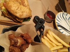 -必胜客(漕宝路店)