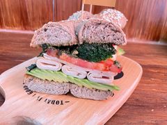 -Catch Bagel(芳草地店)