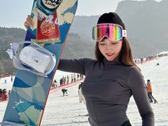 -济南卧虎山滑雪场
