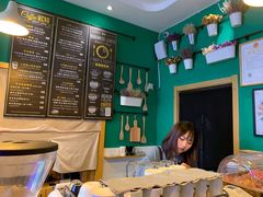 -长颈鹿咖啡(大学路店)