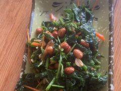 -北京龙庆四季香农家饭庄·灶台鱼·碳烤虹鳟鱼(龙庆峡店)