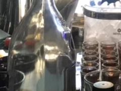 -简奥斯汀·赫本酒吧