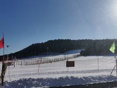 -十三陵雪世界滑雪场