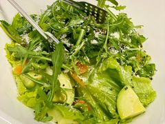 藜麦牛油果森林芝麻菜沙拉-BONAZZA 意大利餐厅