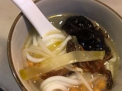 过桥米线-多味居(剪子巷店)