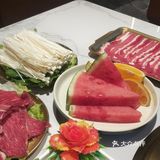 国际友人特别多的烤肉火锅早茶店