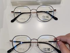 -罗伯特眼镜·蔡司官方授权(前海桂湾店)