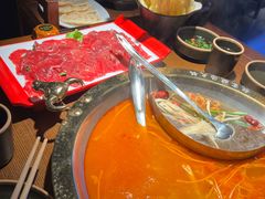 -靓寨酸汤火锅(时尚天河东一街店)