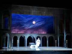 -交通银行前滩31演艺中心