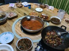 -苗侗地道红酸.酸汤鱼·酸汤牛肉