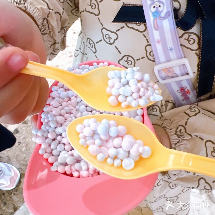 嚼着吃的冰激凌 你还没吃过吗