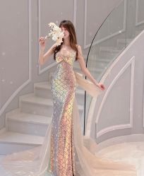 -莫小姐婚纱