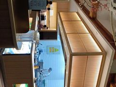 -蜜桃餐厅·伴山(湖滨商业街店)